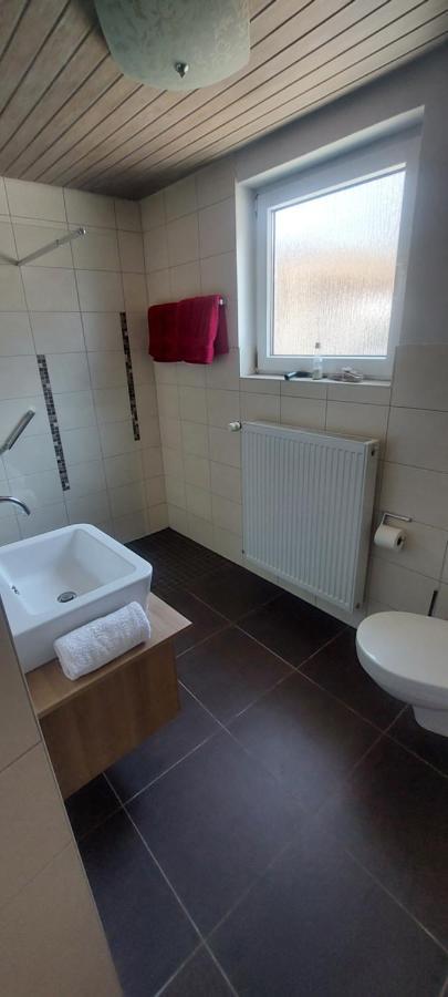 Gaestehaus Frevel Munstermaifeld Luaran gambar